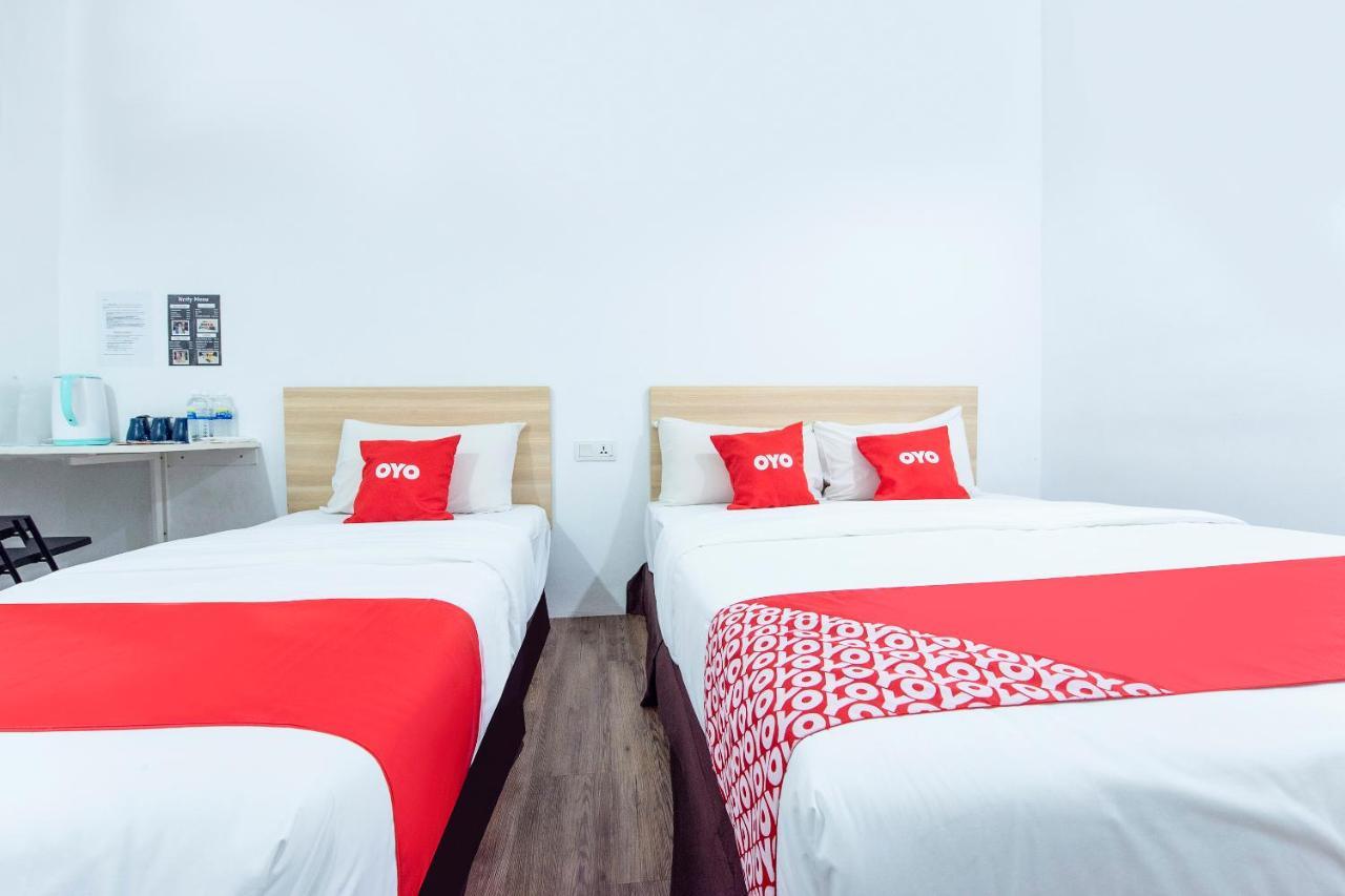 Oyo 90403 North City Hotel Johor Bahru Kültér fotó